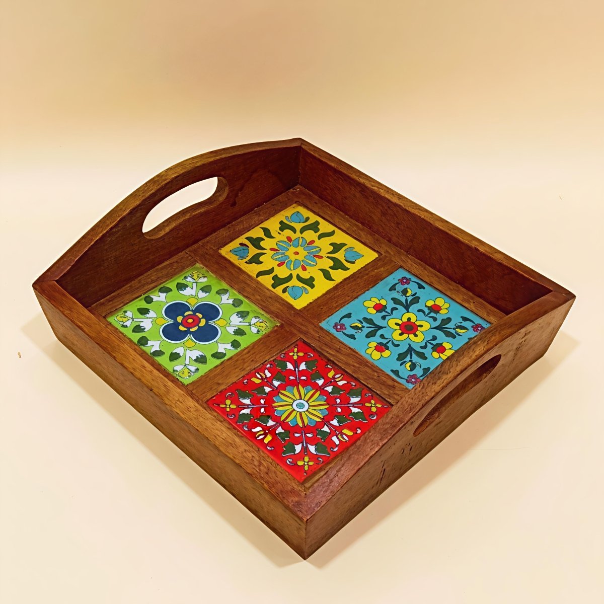 Bandhani Chitra Sevika - Neelambara Blue Pottery Neelambara   6*6 inches Bandhani Chitra Sevika - Neelambara